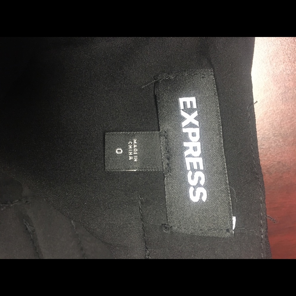 Express Black Skirt - Picture 6 of 8